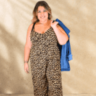 Mannequin portant la combi Lea leopard